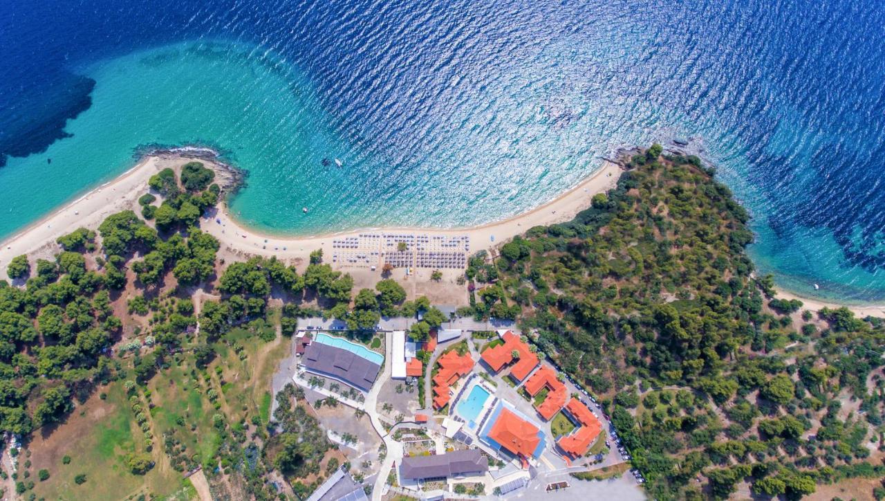 Lagomandra Beach Hotel Exteriör bild